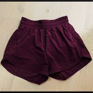 LIKE NEW Lululemon Track That Short Mid Rise 5" Red Merlot